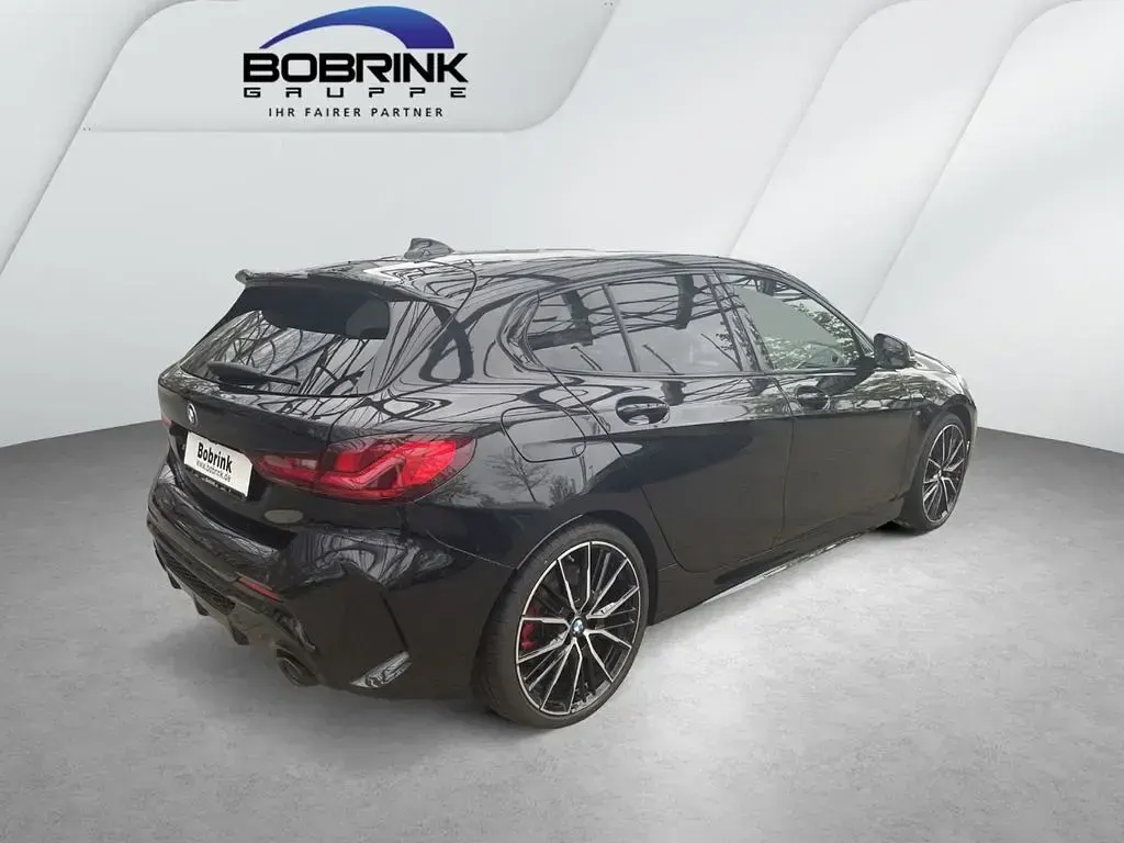 Gebraucht BMW M135 Performance 306 PS (225 kW) 2023 Schwarz Kleinwagen