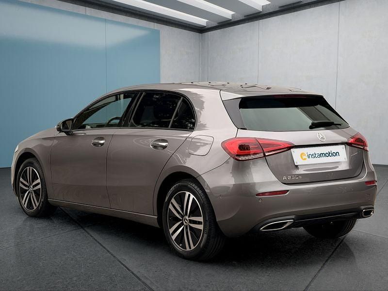 Gebraucht Mercedes A250 218 PS (160 kW) 2022 Kleinwagen