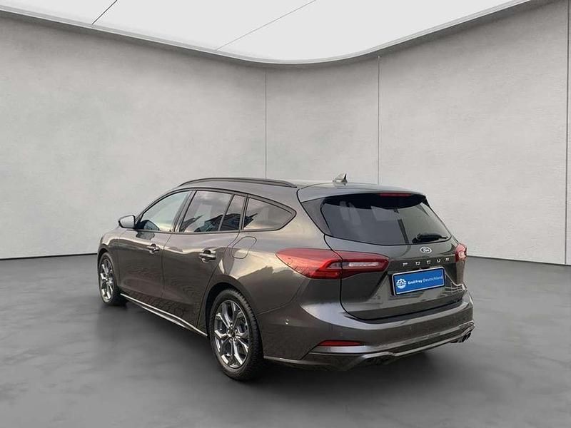 Gebraucht Ford Focus ST-Line X 155 PS (114 kW) 2024 Grau Kombi