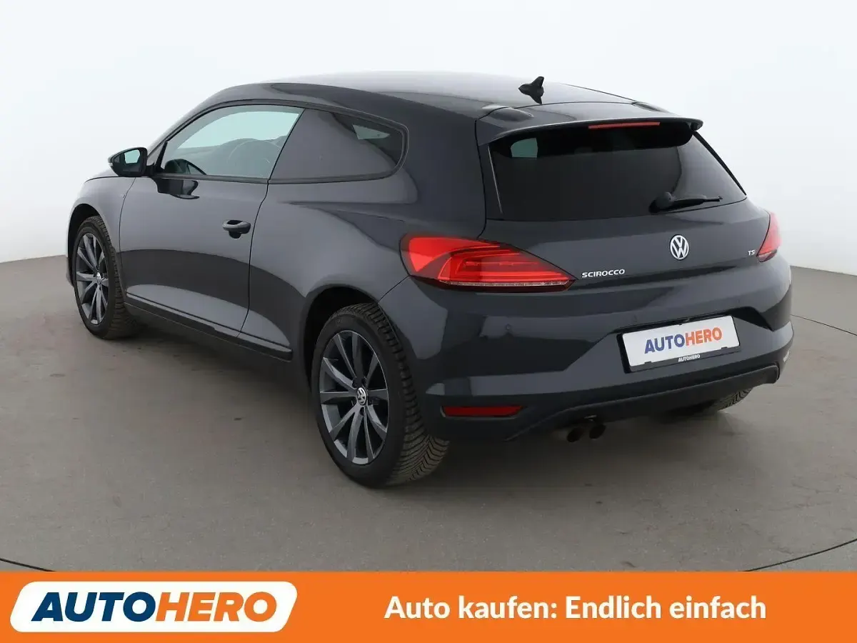 Gebraucht VW Scirocco CLUB 125 PS (91 kW) 2015 Grau Coupé