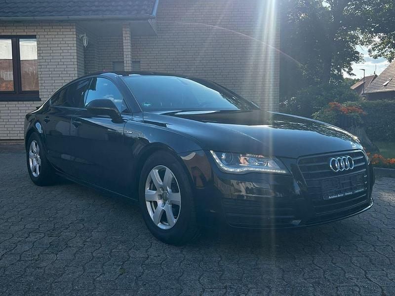 Schwarz Gebraucht 2012 Audi A7 Sportback S-Line Kleinwagen | 8.799 € (Superpreis) - Bild 1/4