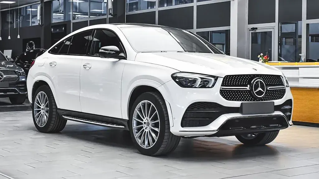 Gebraucht Mercedes GLE350 AMG line 272 PS (200 kW) 2020 Weiß SUV