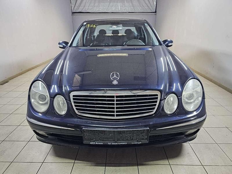 Gebraucht Mercedes E320 Avantgarde 204 PS (150 kW) 2002 Blau Limousine