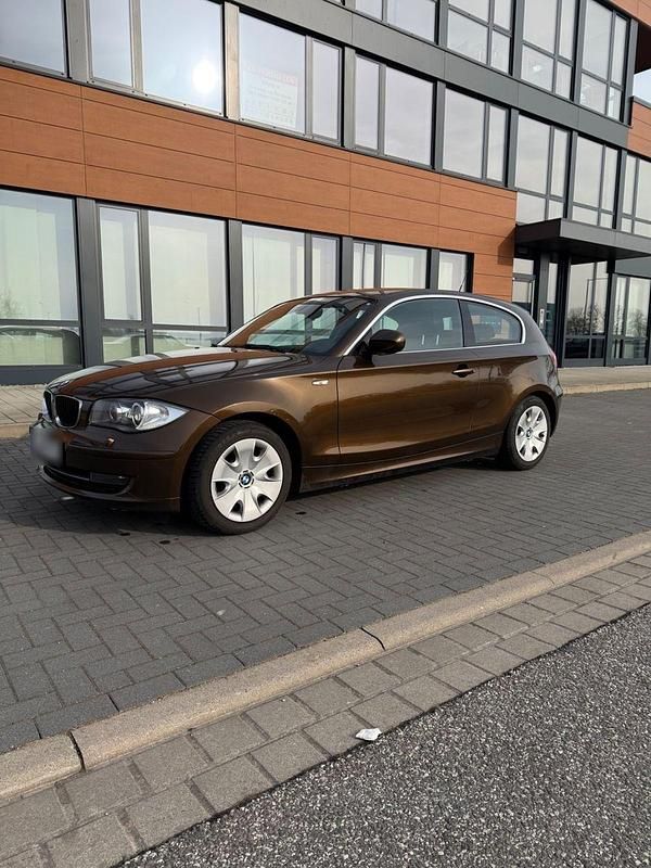 Second-hand BMW 116 122 CP (89 kW) 2009 Maro Hatchback