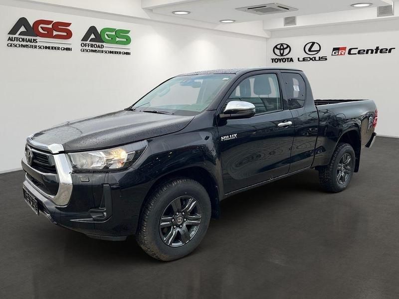 Schwarz Neu 2025 Toyota HiLux Comfort Abholung | 55.900 € (Guter Preis) - Bild 1/4