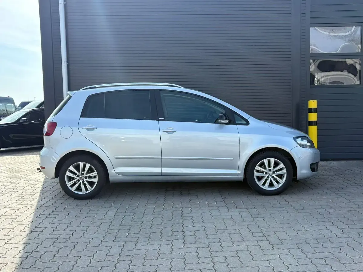 Gebraucht VW Golf VI Style 86 PS (63 kW) 2011 Silber Kleinwagen