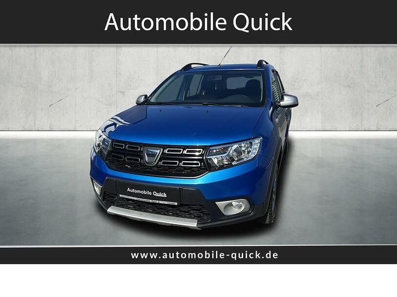 Gebraucht Dacia Logan Stepway 90 PS (66 kW) 2018 Blau Kombi