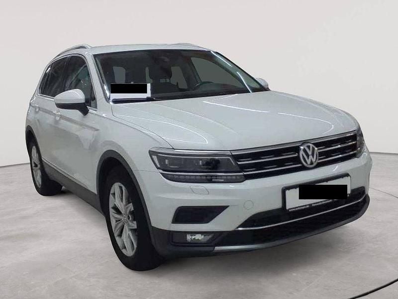 Oryxweiss (metallic) Gebraucht 2020 VW Tiguan Highline SUV | 27.990 € (Guter Preis) - Bild 1/4