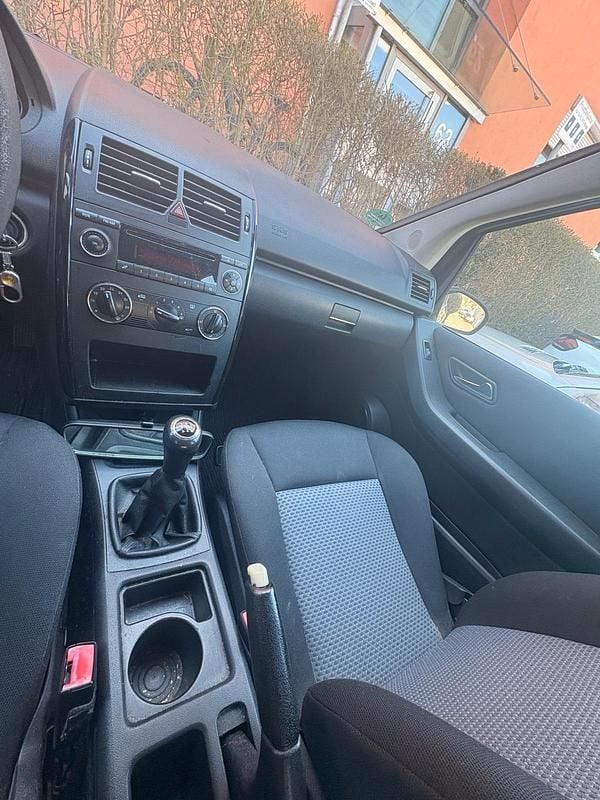 Gebraucht Mercedes A150 190 PS (139 kW) 2008 Braun Kleinwagen