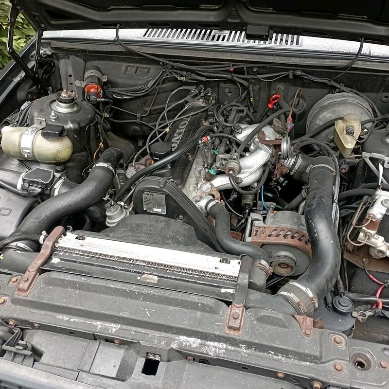 Grau Gebraucht 1988 Volvo 740 Kombi | 1.900 € - Bild 1/4