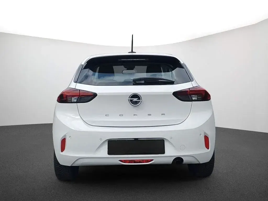 Gebraucht Opel Corsa Basis 101 PS (74 kW) 2024 Weiß Kleinwagen