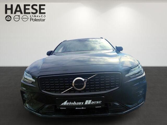 Gebraucht Volvo V60 Plus 197 PS (144 kW) 2023 Schwarz Kombi
