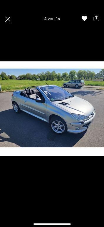 Silber Gebraucht 2006 Peugeot 206 CC Quiksilver Cabrio | 3.450 € (Etwas zu teuer) - Bild 1/4