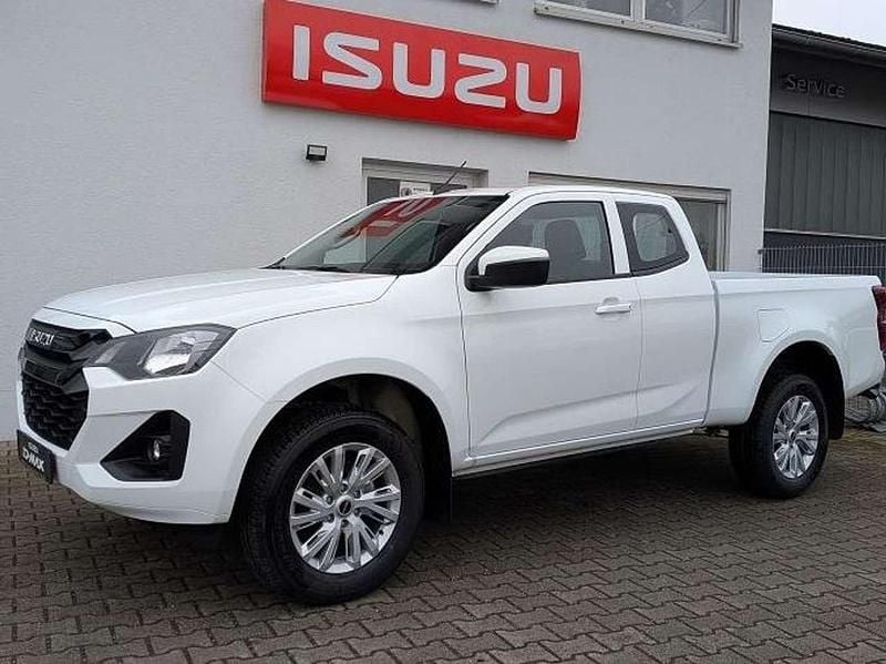 Splash white Neu 2026 Isuzu D-Max Van / Kleinbus | 41.980 € (Guter Preis) - Bild 1/4