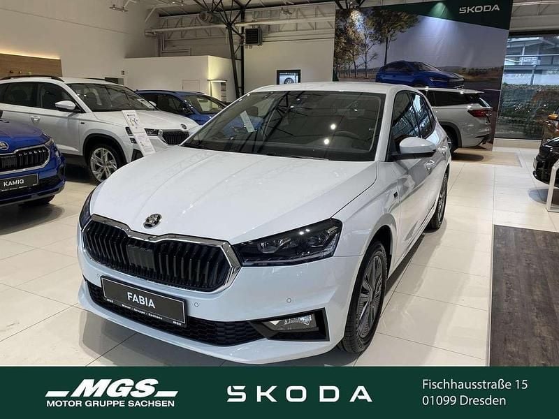 Moonweiß perleffekt Gebraucht 2025 Skoda Fabia Tour Kleinwagen | 23.780 € (Fairer Preis) - Bild 1/4