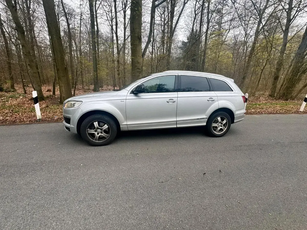 Gebraucht Audi Q7 S-Line 225 PS (165 kW) 2008 Silber SUV