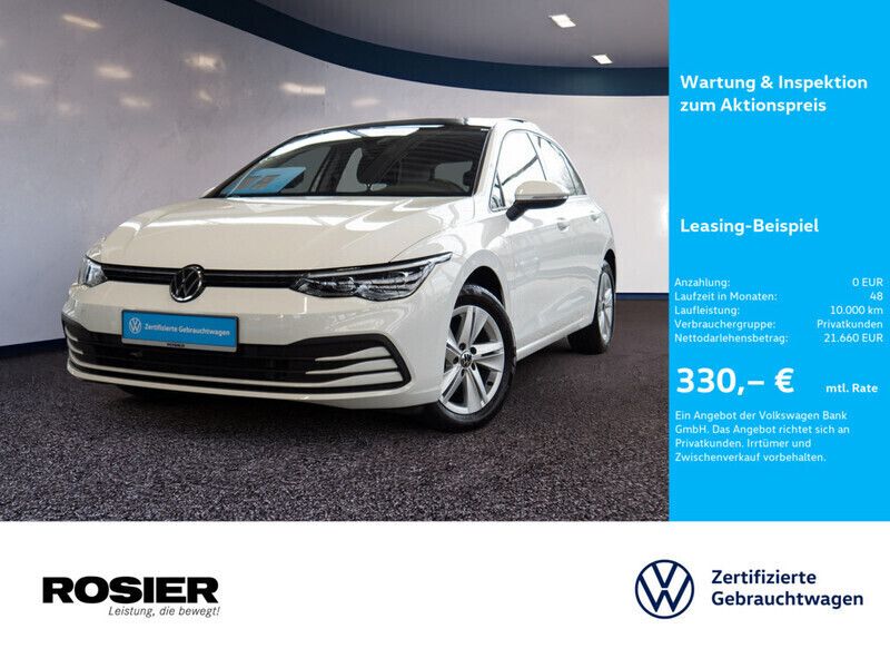 Weiss / pure white Gebraucht 2022 VW Golf VIII Life Limousine | 21.660 € (Teuer) - Bild 1/4