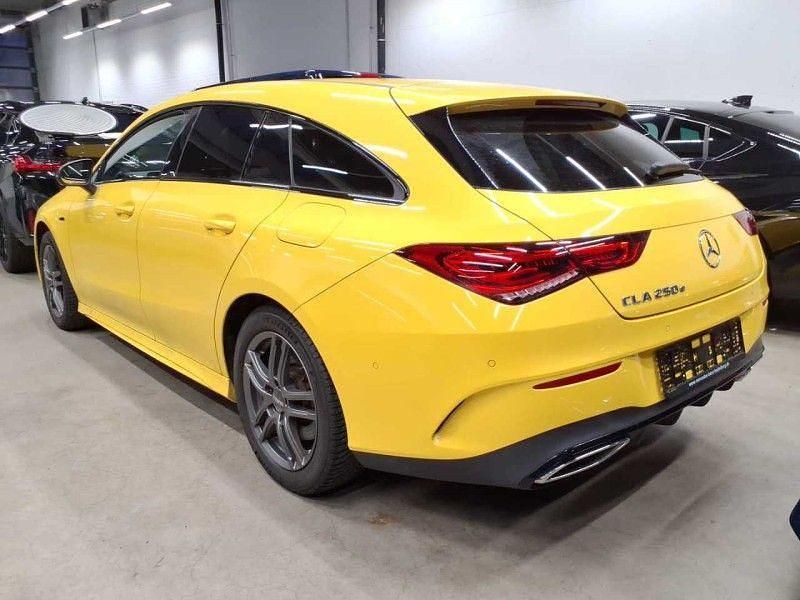 Gebraucht Mercedes CLA250e Shooting Brake AMG 218 PS (160 kW) 2021 Gelb Kombi