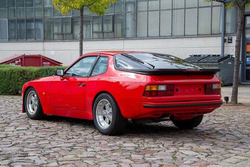 Gebraucht Porsche 944 163 PS (119 kW) 1982 Rot Coupé