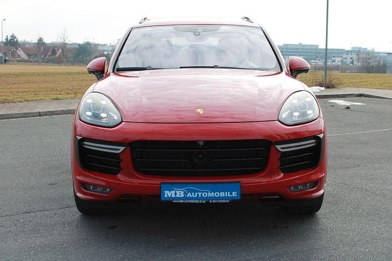 Gebraucht Porsche Cayenne GTS 441 PS (324 kW) 2016 Rot SUV