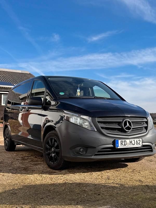 Gebraucht Mercedes Vito 114 PS (83 kW) 2016 Schwarz Van