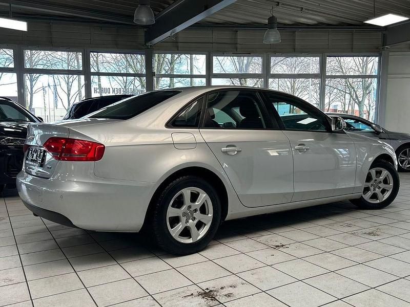 Gebraucht Audi A4 Attraction 160 PS (117 kW) 2008 Silber Limousine
