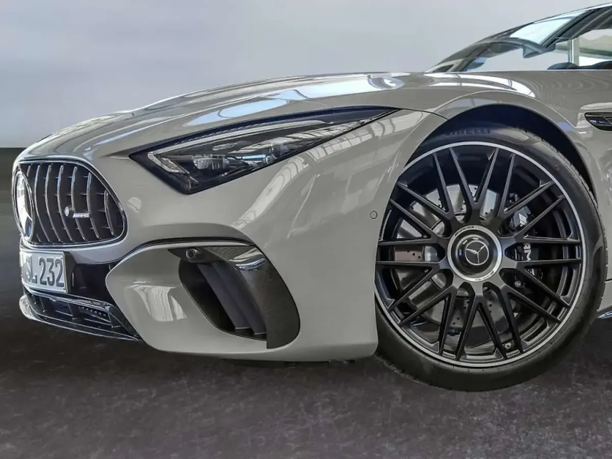 Gebraucht Mercedes SL55 AMG AMG 476 PS (350 kW) 2026 Grau Cabrio