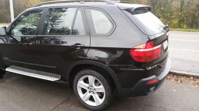 Gebraucht BMW X5 437 PS (321 kW) 2009 Schwarz metallic SUV