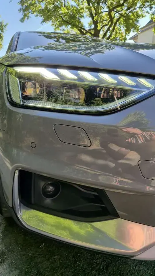 Gebraucht Audi A4 Allroad Ambiente 204 PS (150 kW) 2021 Grün Kombi