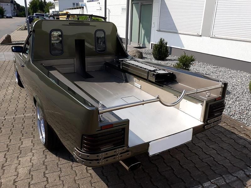 Gebraucht Mercedes 280 SE 185 PS (136 kW) 1978 Grün SUV