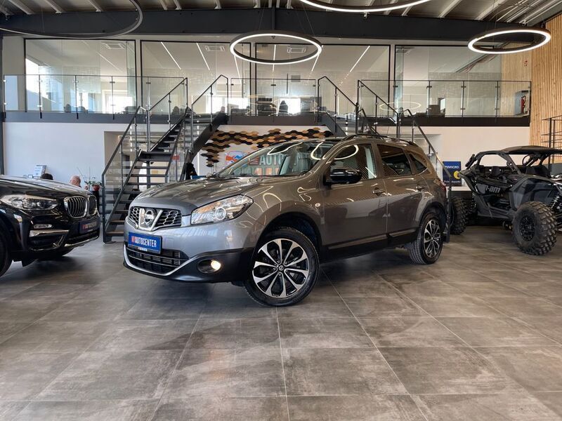 Grau Gebraucht 2013 Nissan Qashqai +2 360º SUV | 9.499 € (Fairer Preis) - Bild 1/4