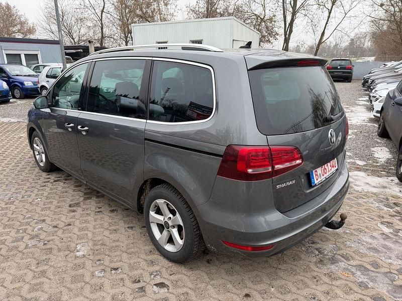 Gebraucht VW Sharan Allstar 184 PS (135 kW) 2017 Grau Van / Kleinbus