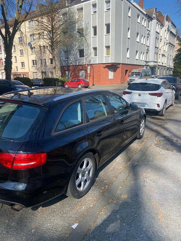 Gebraucht Audi A4 180 PS (132 kW) 2010 Schwarz Kombi