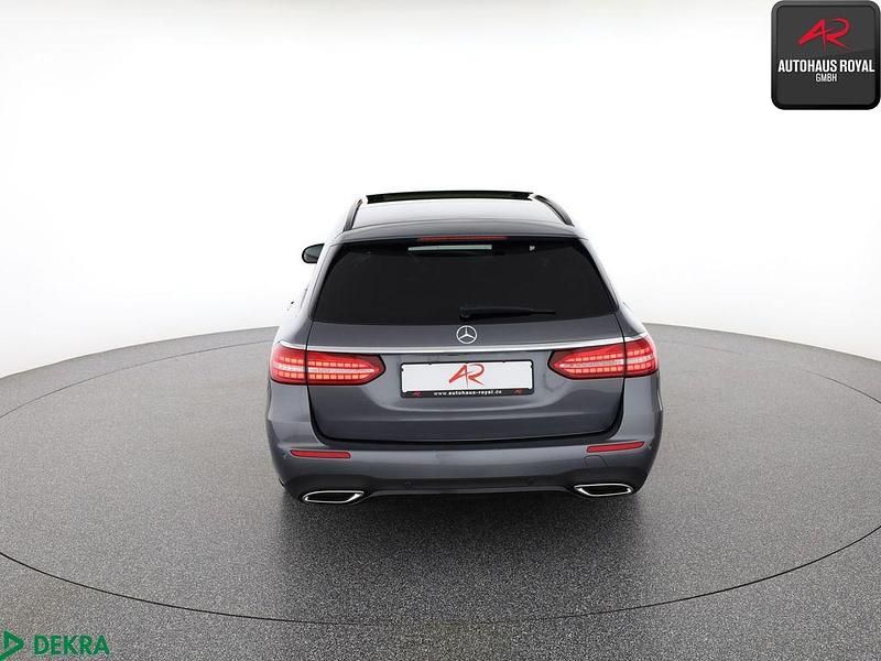 Gebraucht Mercedes E220 AMG 220 PS (161 kW) 2022 Grau Limousine