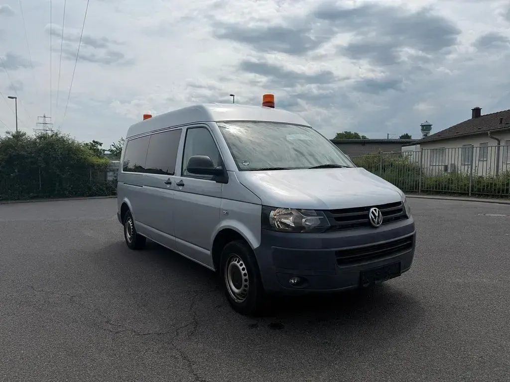 Gebraucht VW Transporter 140 PS (102 kW) 2013 Silber Van