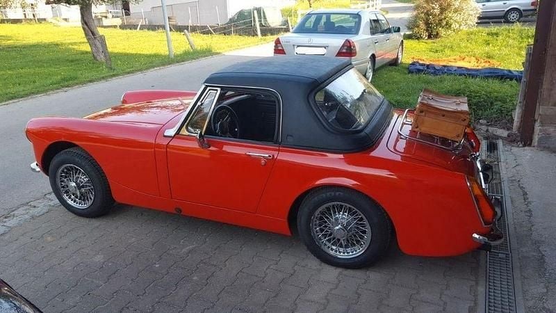 Second-hand MG Midget 57 CP (41 kW) 1972 Roșu Cabrio