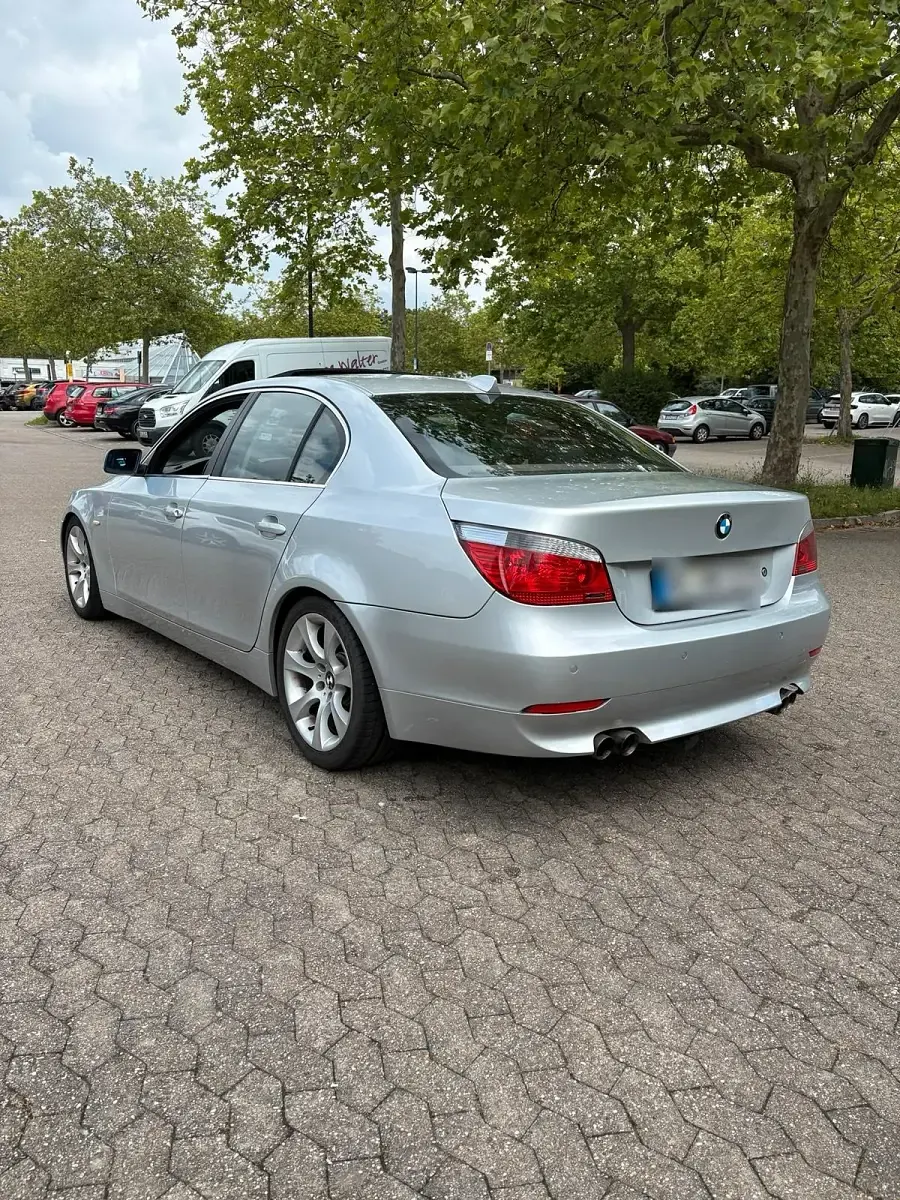 Gebraucht BMW 530 258 PS (189 kW) 2005 Limousine