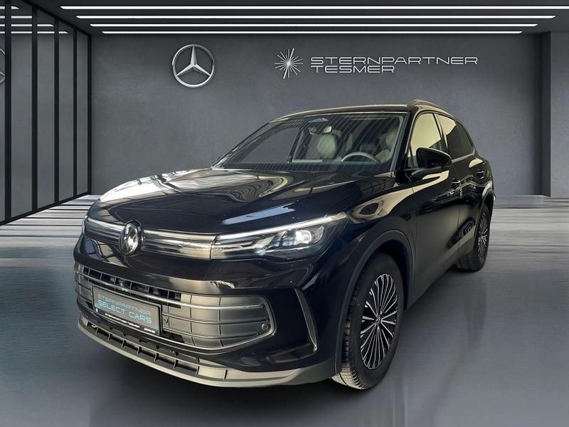 Gebraucht VW Tiguan 150 PS (110 kW) 2024 Schwarz SUV