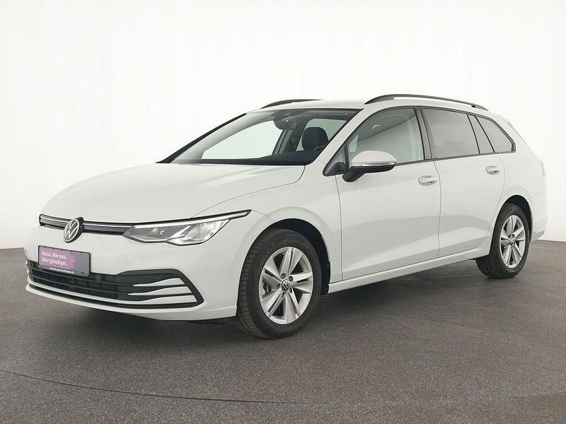 Weiß Gebraucht 2023 VW Golf VIII Life Limousine | 24.729 € (Guter Preis) - Bild 1/4