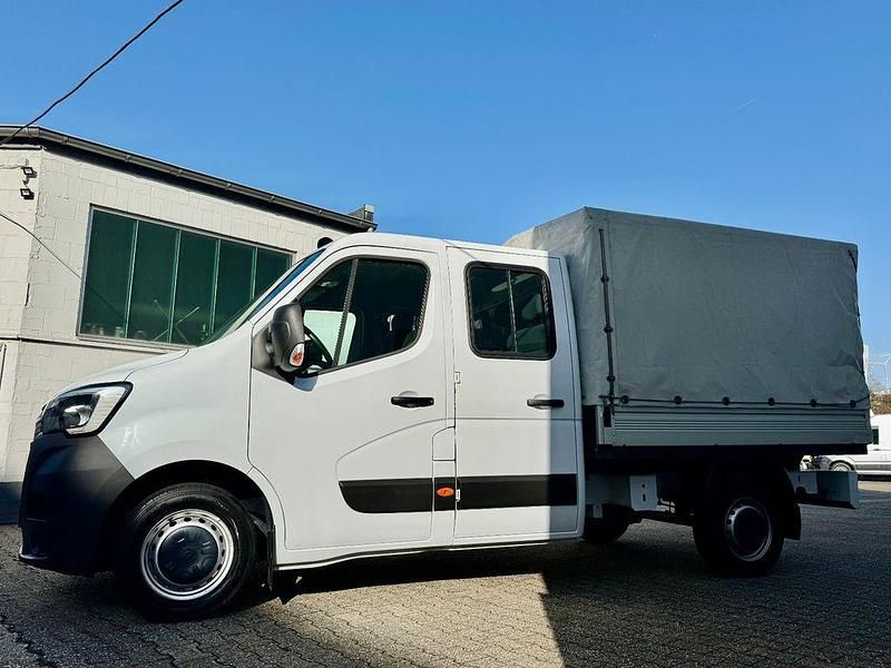 Gebraucht Renault Master 150 PS (110 kW) 2021 Weiß Van / Kleinbus
