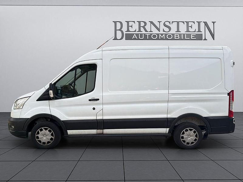 Gebraucht Ford Transit Trend 131 PS (96 kW) 2019 Weiß Van / Kleinbus