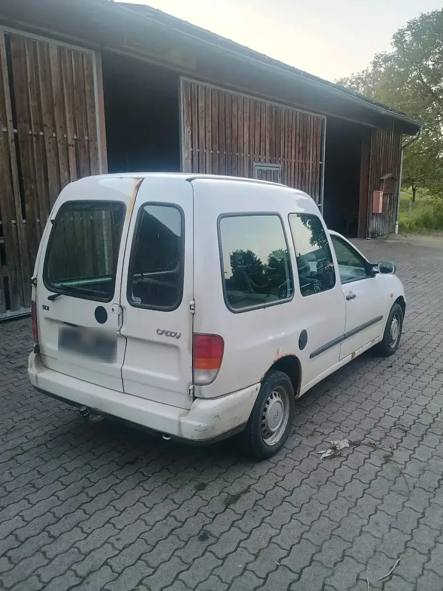 Gebraucht VW Caddy 68 PS (50 kW) 2002 Weiß Van / Kleinbus