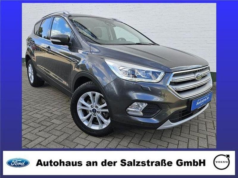 Magneticgrau (metallic) Gebraucht 2018 Ford Kuga Titanium SUV | 16.798 € (Etwas zu teuer) - Bild 1/3