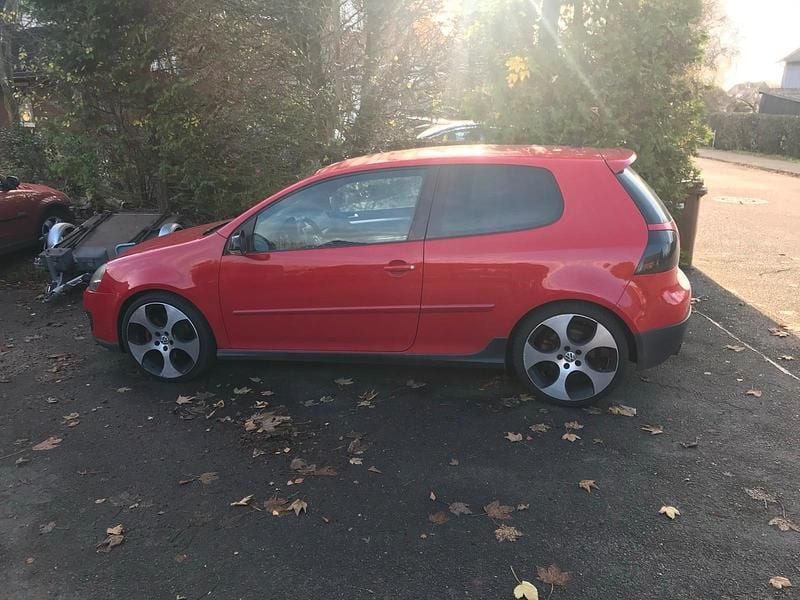 Gebraucht VW Golf GTI 200 PS (147 kW) 2006 Rot Coupé