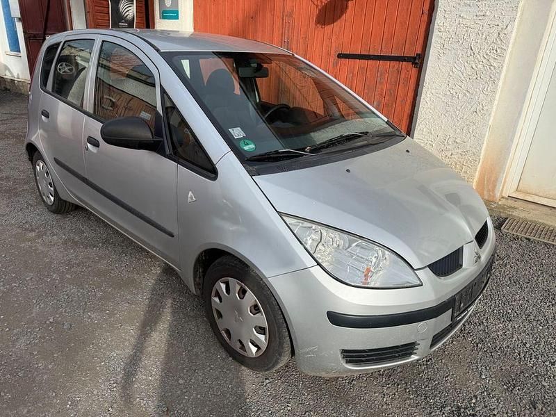 Silber Gebraucht 2008 Mitsubishi Colt Inform Limousine | 850 € (Fairer Preis) - Bild 1/4