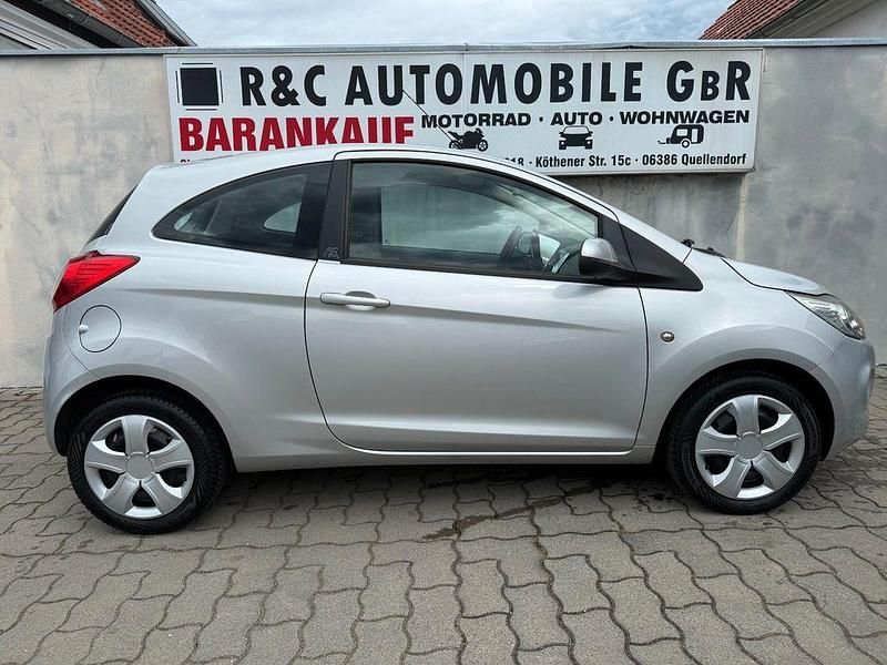 Gebraucht Ford Ka Titanium 69 PS (50 kW) 2009 Silber Kleinwagen