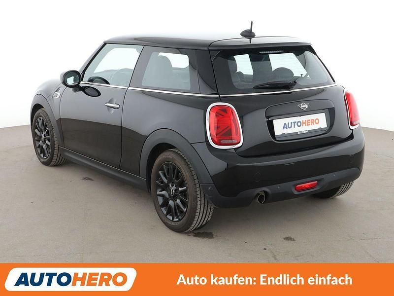 Second-hand Mini ONE 102 CP (75 kW) 2021 Negru Hatchback