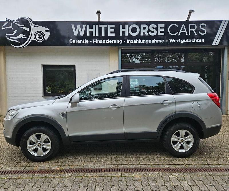 Gebraucht Chevrolet Captiva LS 136 PS (100 kW) 2009 Silber SUV