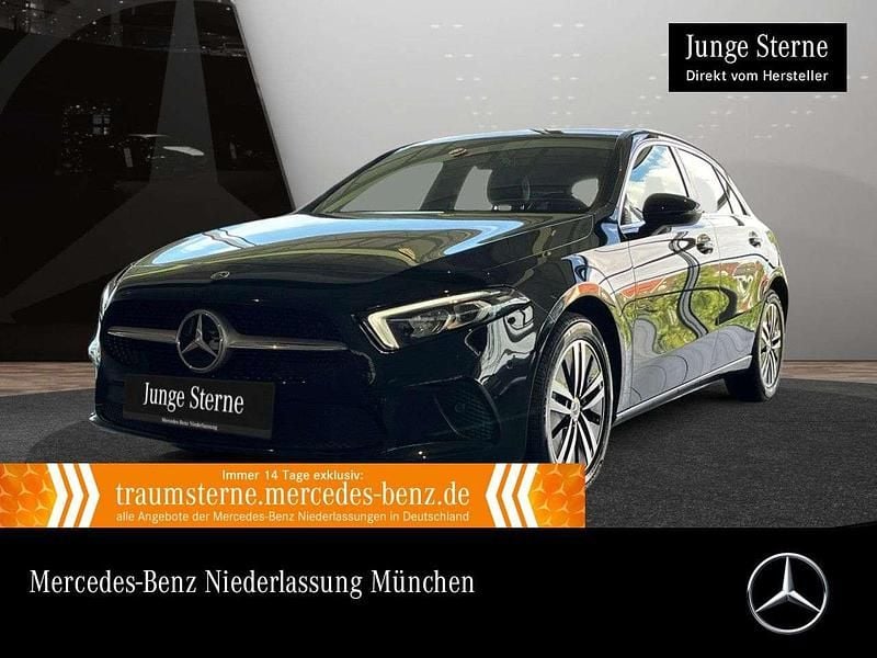Schwarz Gebraucht 2022 Mercedes A250 Progressive Limousine | 28.490 € (Fairer Preis) - Bild 1/3