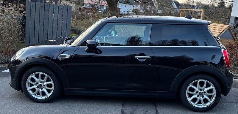 Gebraucht Mini ONE Chili 102 PS (75 kW) 2020 Schwarz Kleinwagen